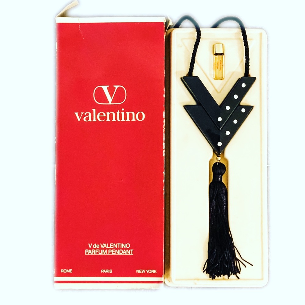 Vintage Valentino Perfume pendant necklace